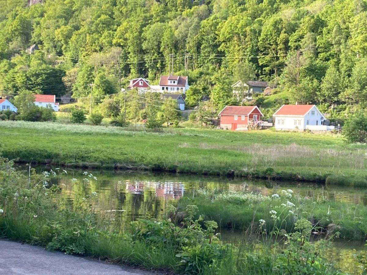 Anneks I Naturskjonne Gitlevag Lyngdal Zewnętrze zdjęcie